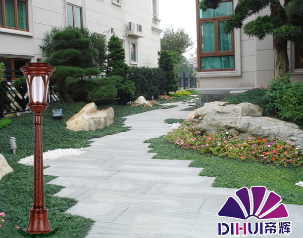 經(jīng)濟(jì)、環(huán)保、實(shí)用、時(shí)尚,太陽(yáng)能戶(hù)外燈主導(dǎo)未來(lái)黑夜 經(jīng)濟(jì)、環(huán)保、實(shí)用、時(shí)尚,太陽(yáng)能戶(hù)外燈主導(dǎo)未來(lái)黑夜